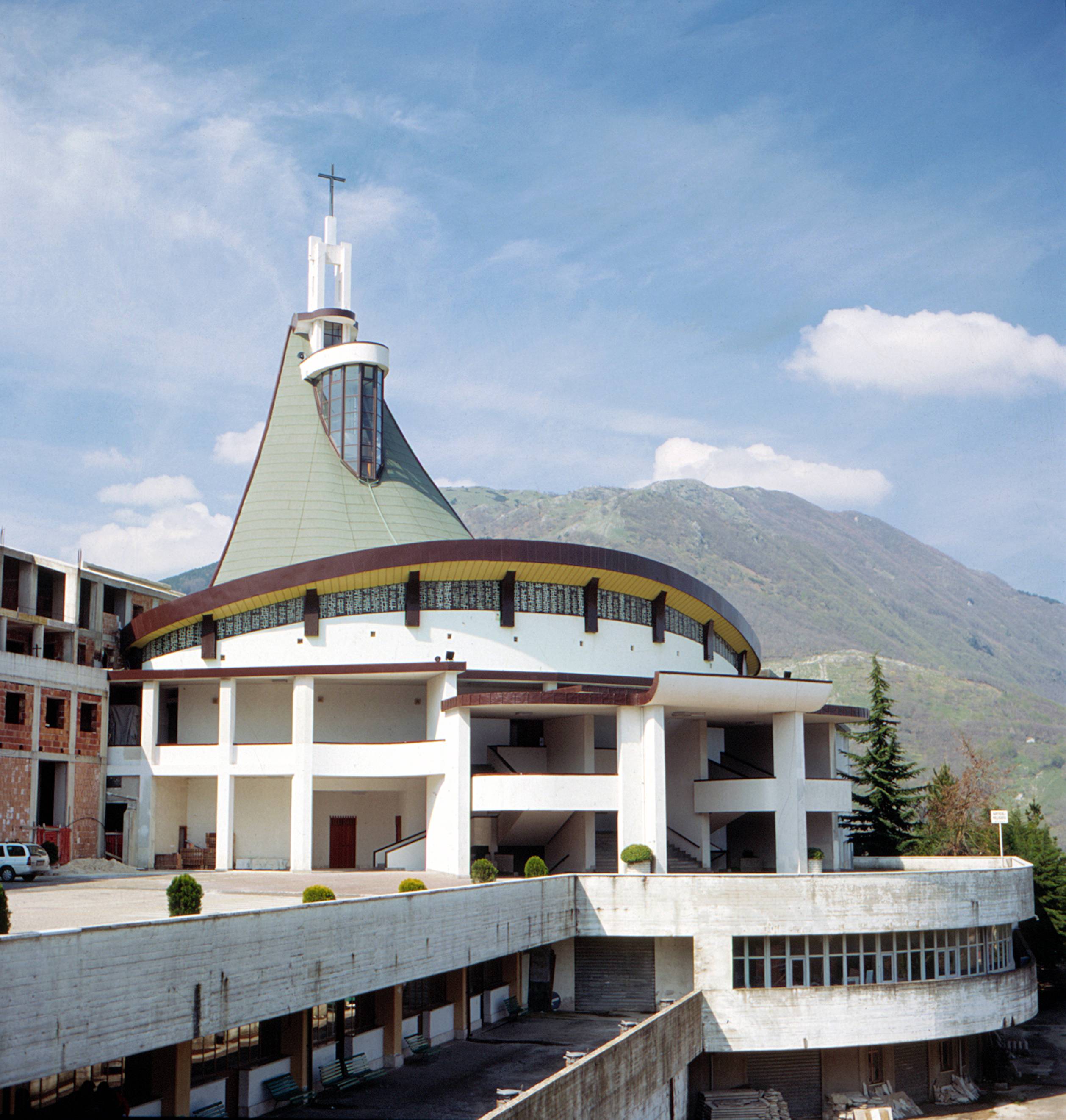 Santuario di San Gerardo Maiella - Materdomini - Media 1