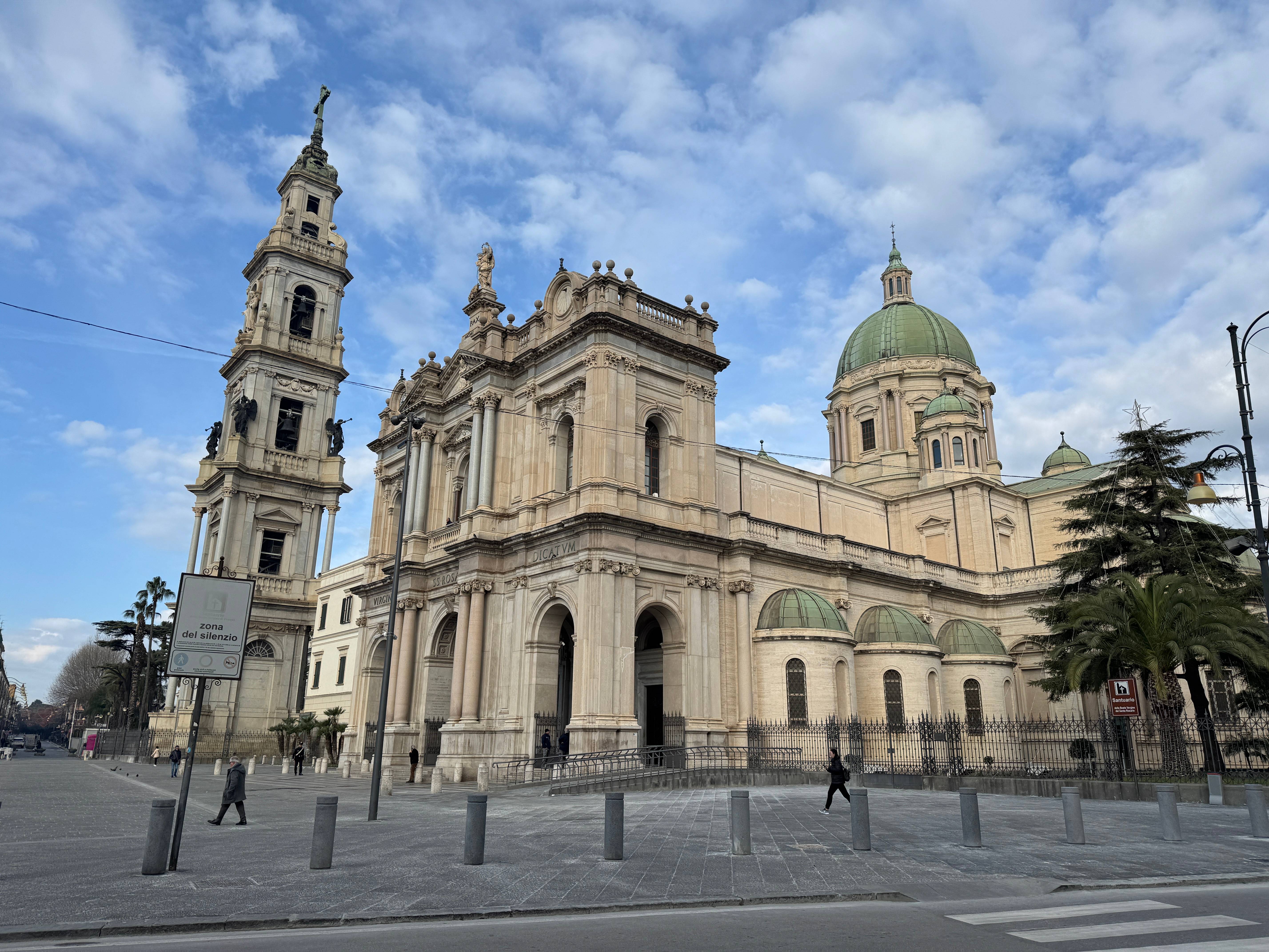 Pontificio Santuario della Beata Vergine del santo Rosario di Pompei - Media 20