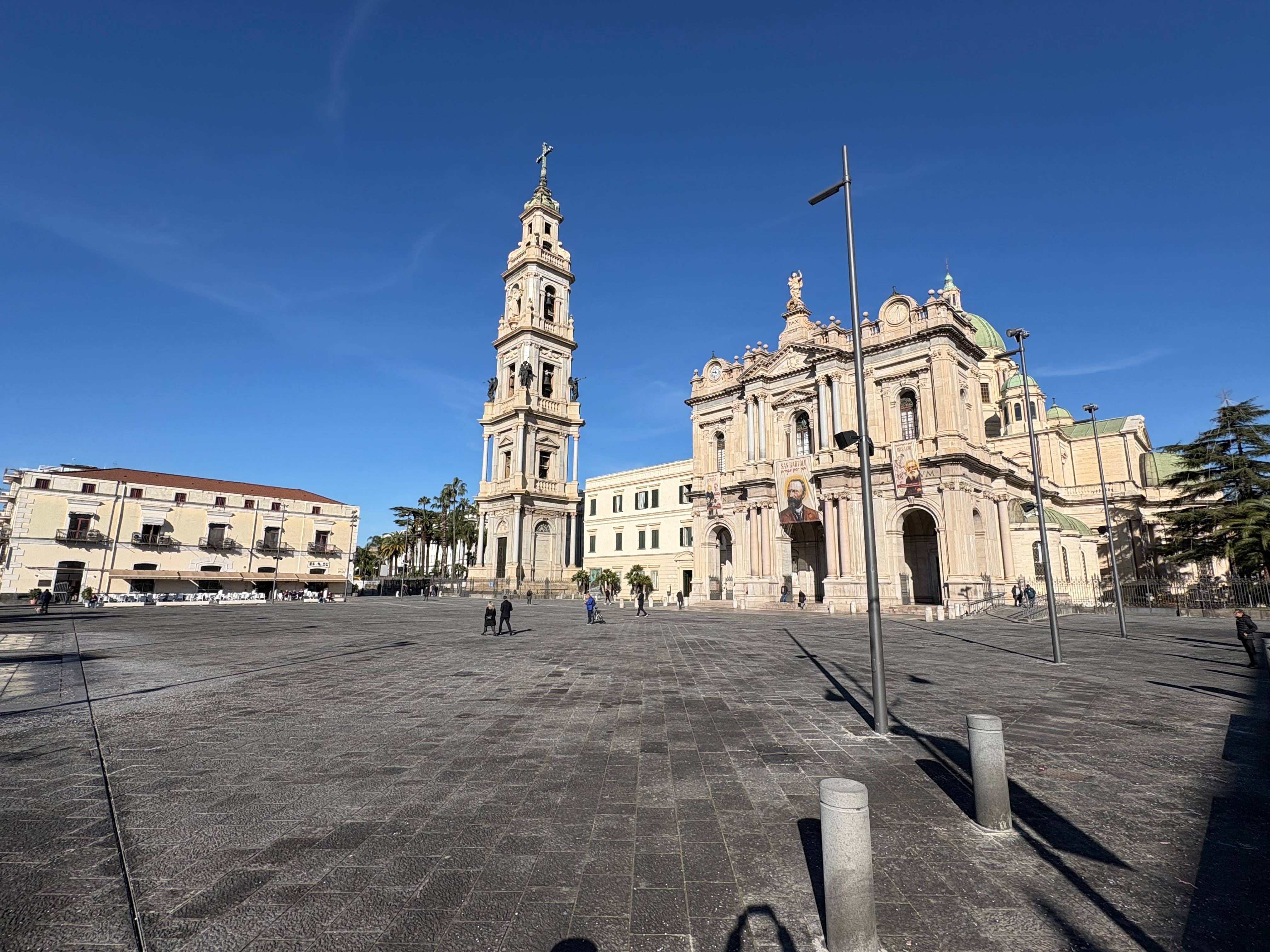 Pontificio Santuario della Beata Vergine del santo Rosario di Pompei - Media 18