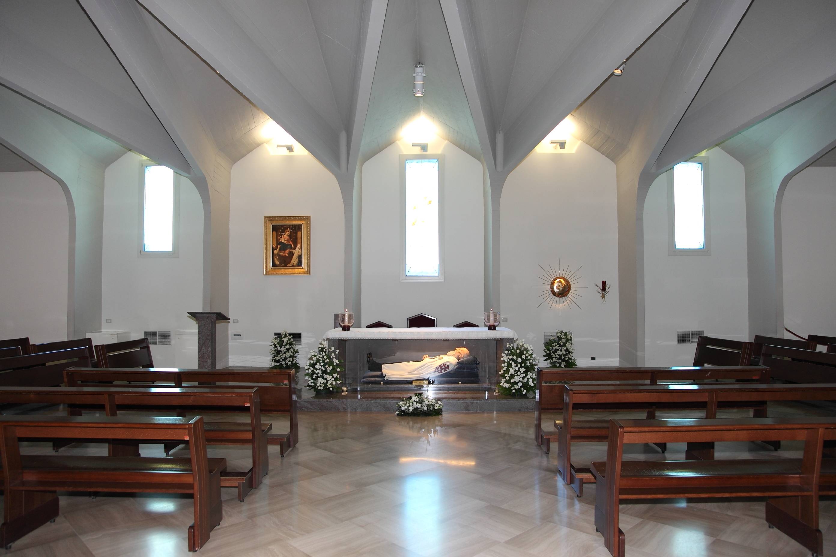 Pontificio Santuario della Beata Vergine del santo Rosario di Pompei - Media 11
