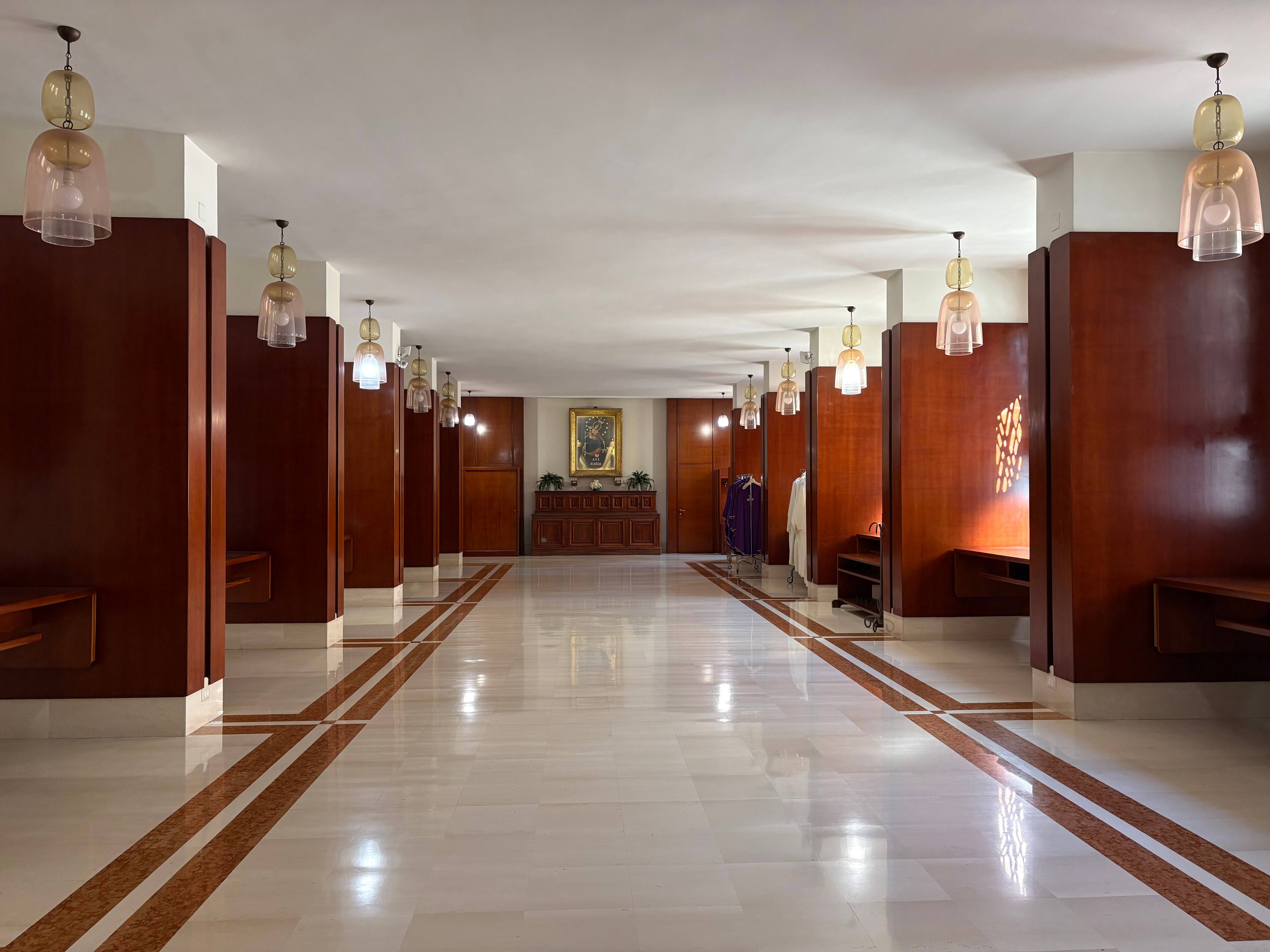 Pontificio Santuario della Beata Vergine del santo Rosario di Pompei - Media 9