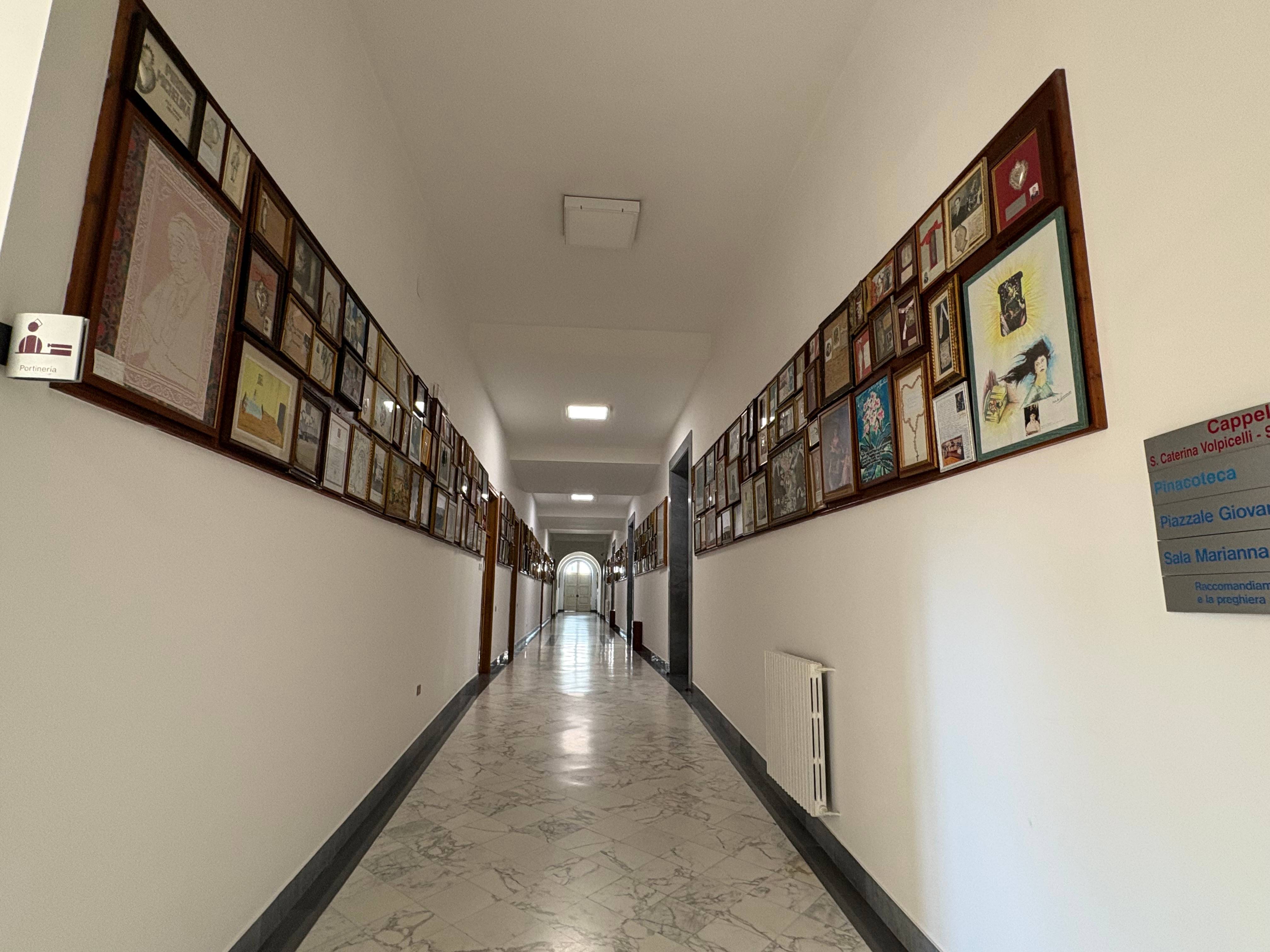 Pontificio Santuario della Beata Vergine del santo Rosario di Pompei - Media 5