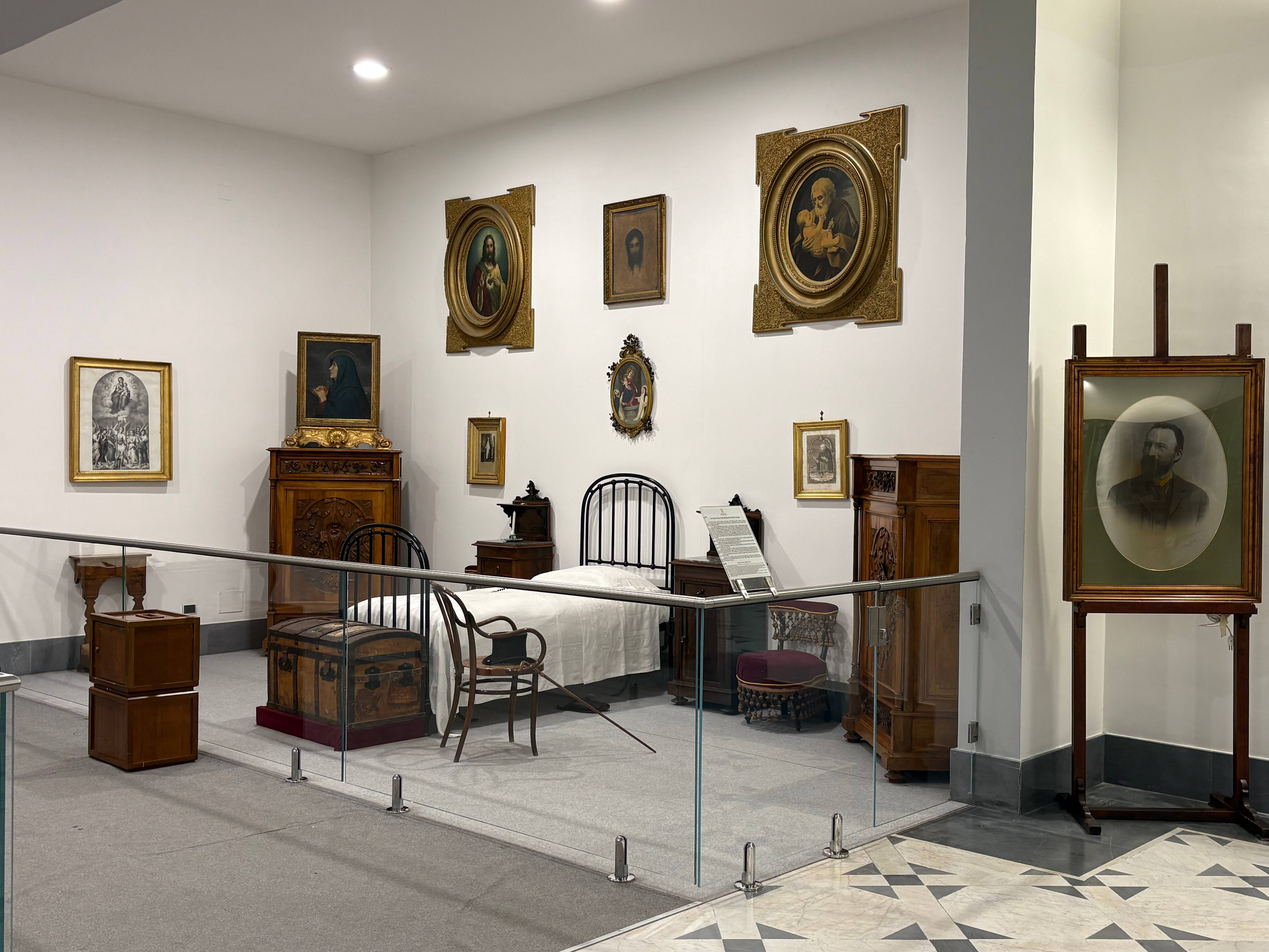 Pontificio Santuario della Beata Vergine del santo Rosario di Pompei - Media 4