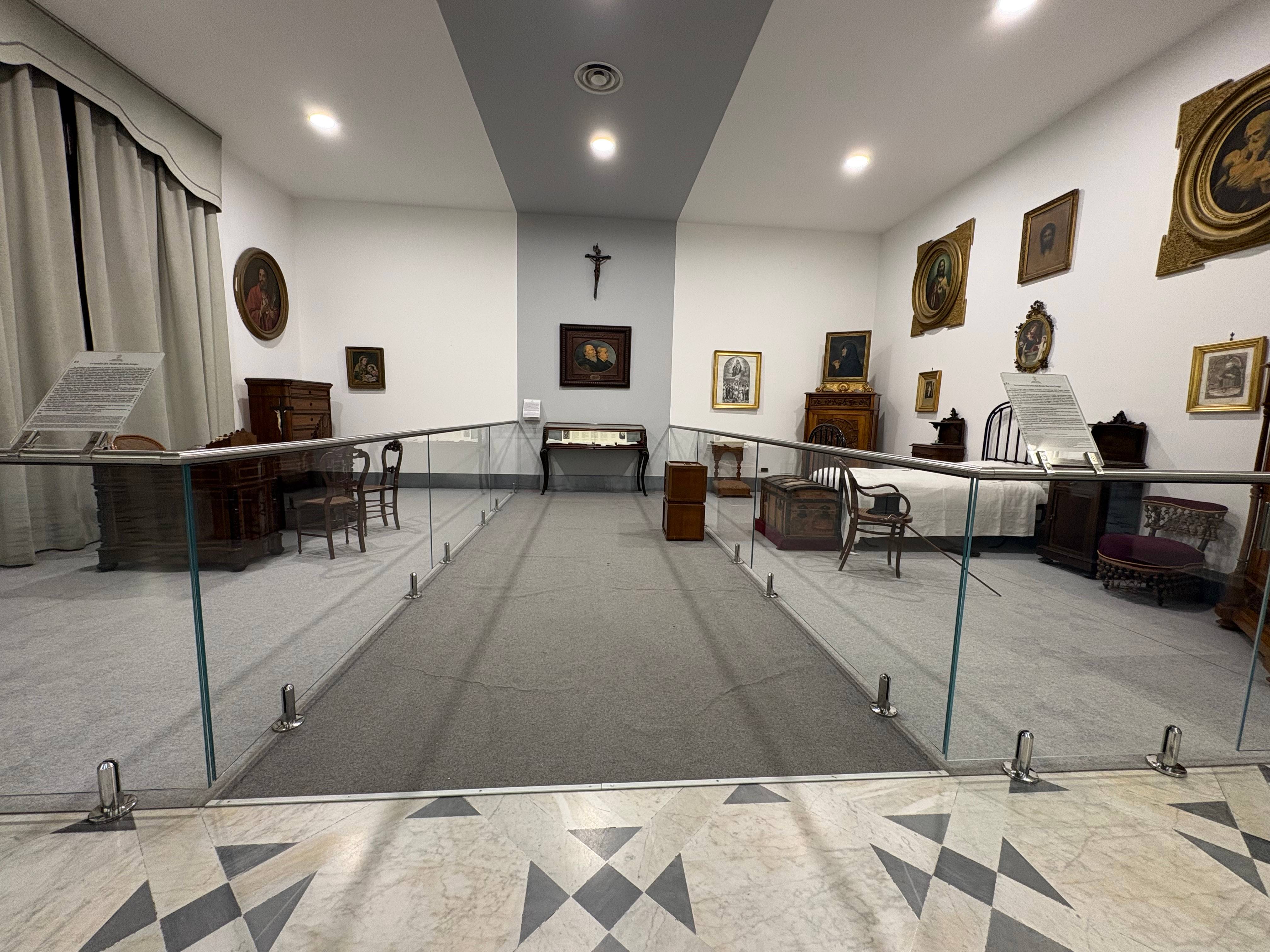 Pontificio Santuario della Beata Vergine del santo Rosario di Pompei - Media 6