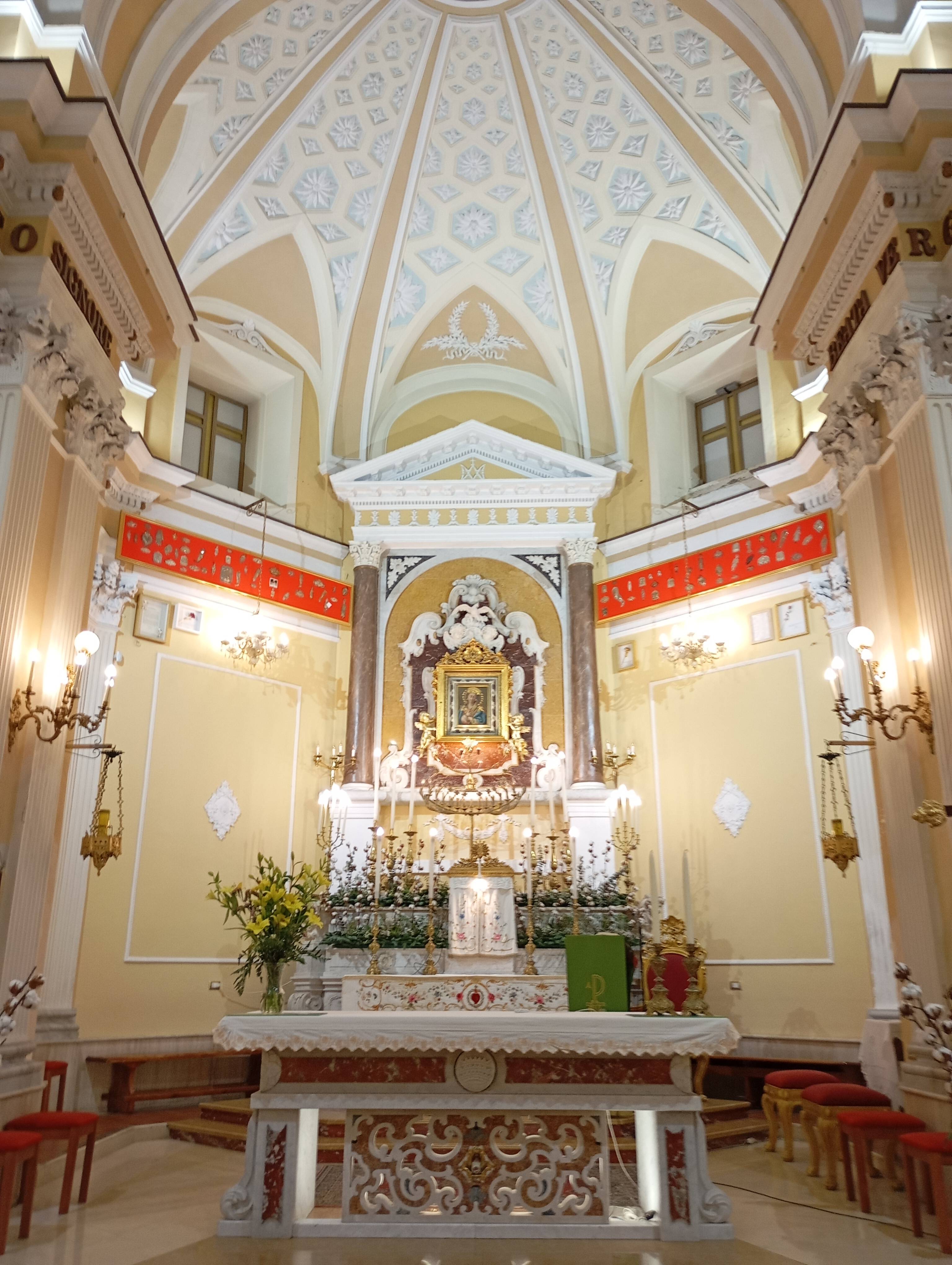 Santuario Maria Santissima delle Tre Corone - Media 4