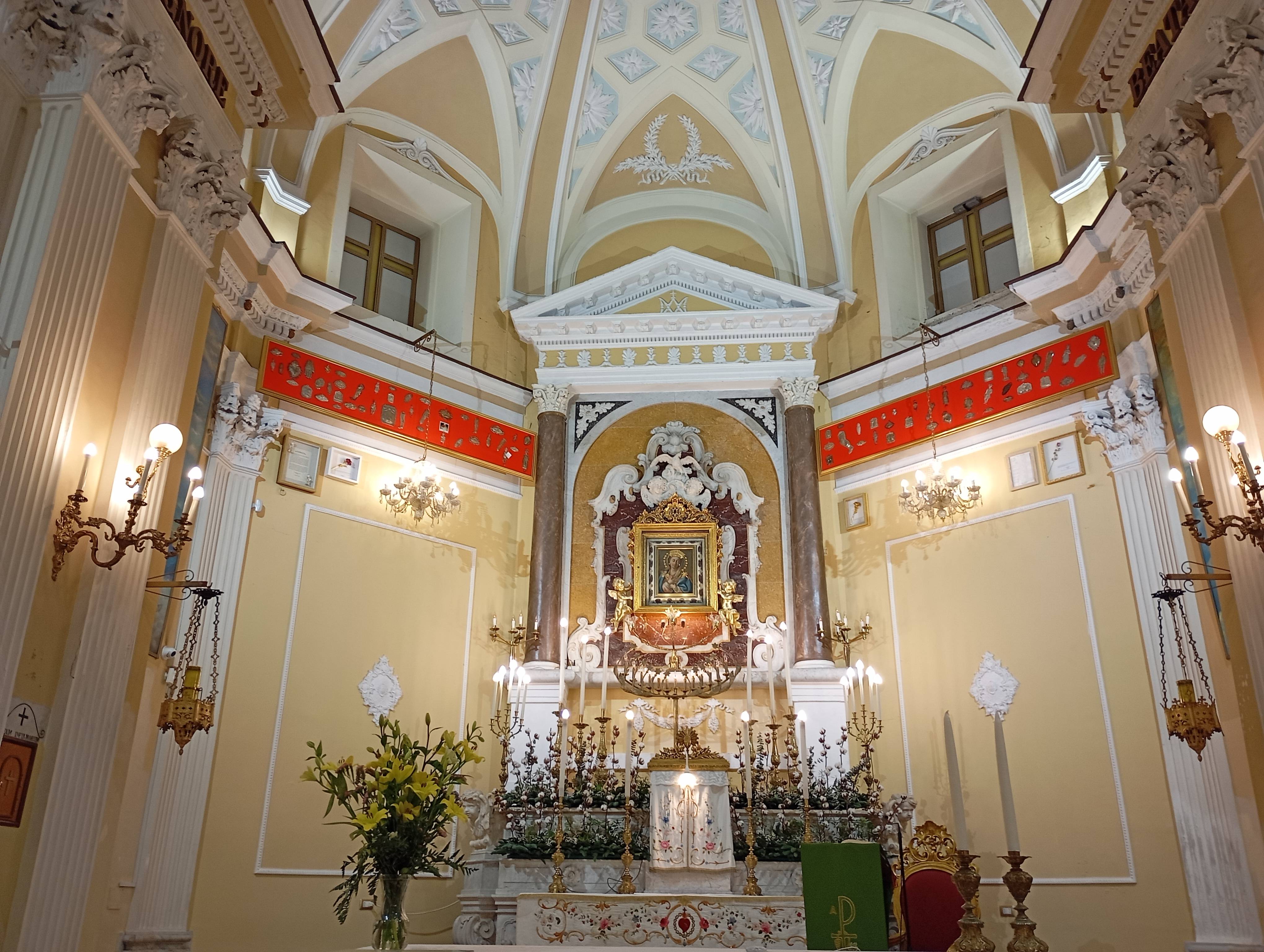 Santuario Maria Santissima delle Tre Corone - Media 6